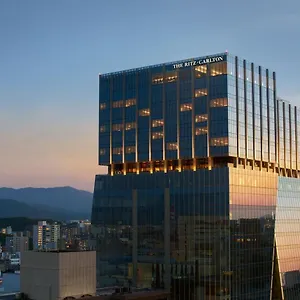 Hotel The Ritz-carlton