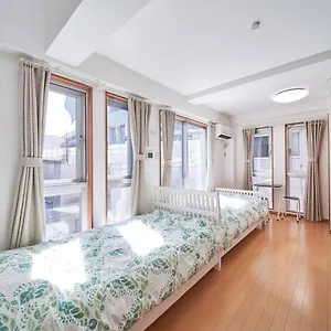 https://nanba-kuromon-market-yuzuki302.hotels-osaka.net